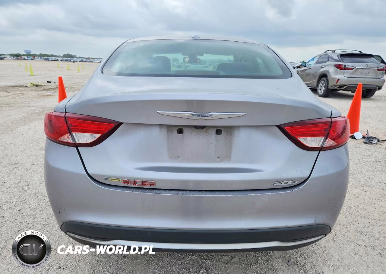 2016 Chrysler 200 Limited VIN:1C3CCCABXGN126387 - 6