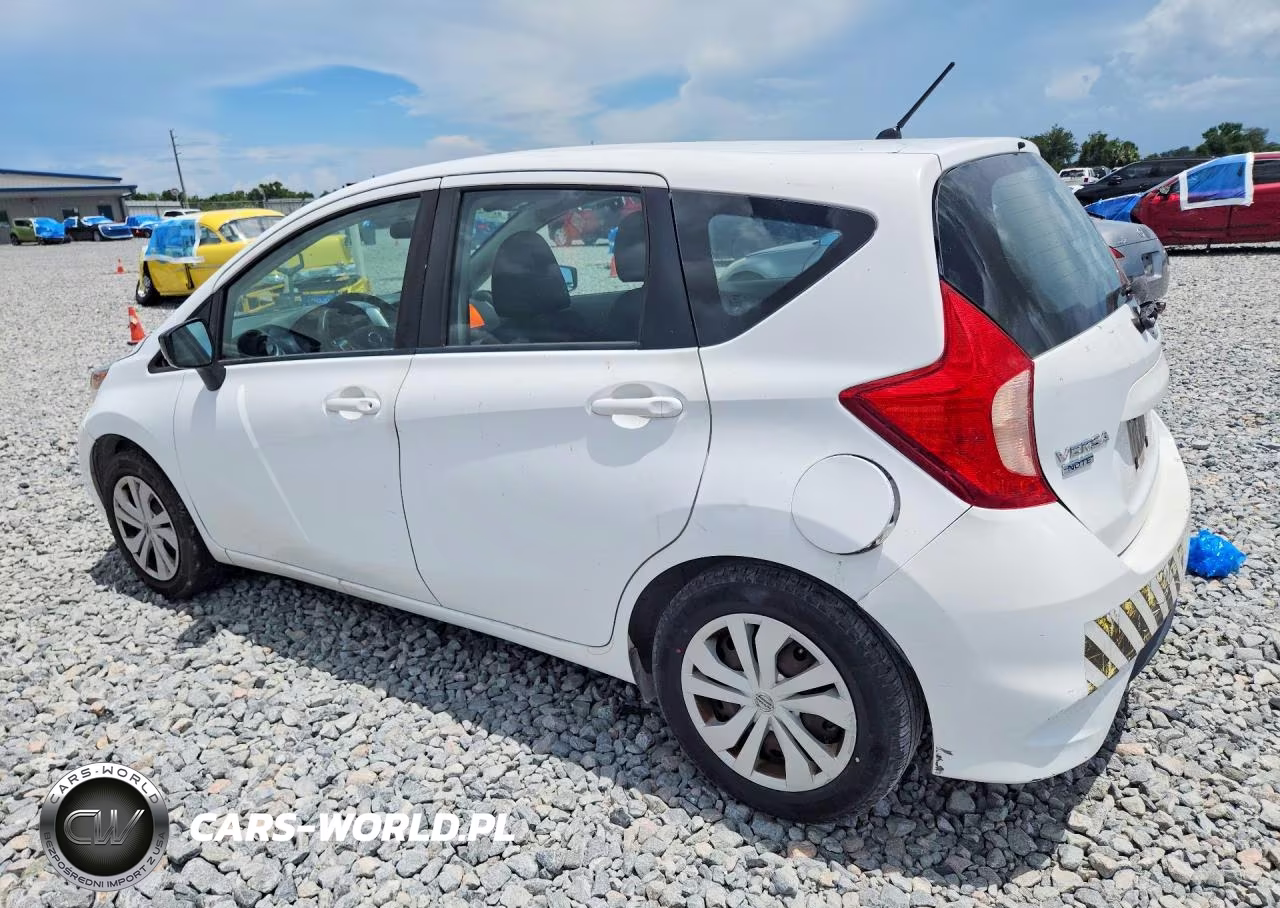 2017 Nissan Versa Note S Plus VIN:3N1CE2CP5HL363592 - 2