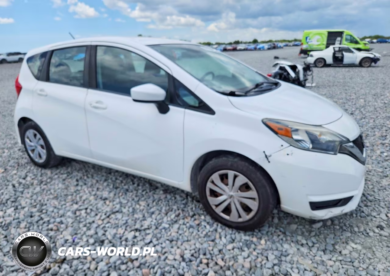 2017 Nissan Versa Note S Plus VIN:3N1CE2CP5HL363592 - 4