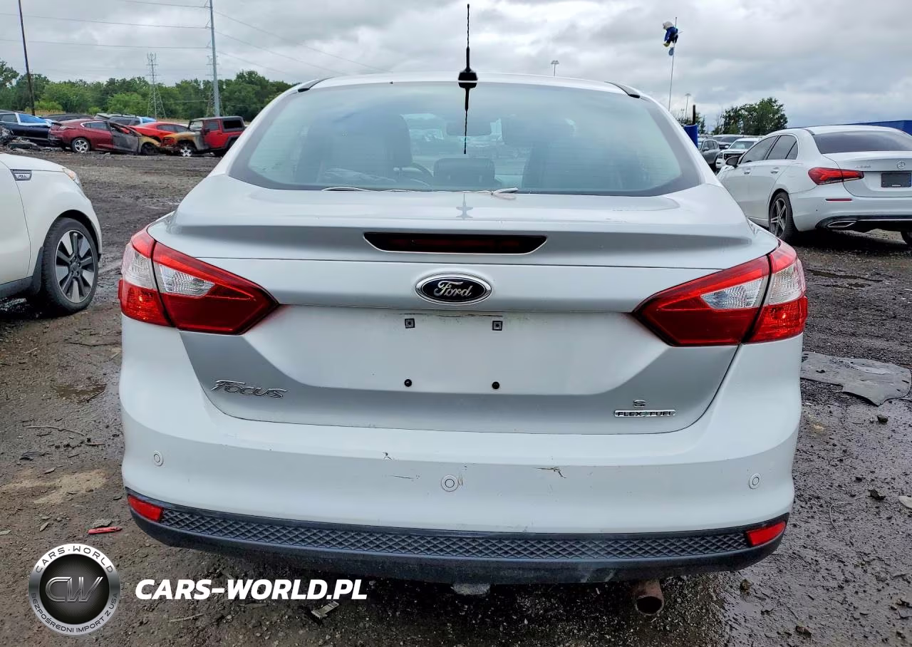 2012 Ford Focus Sel VIN:1FAHP3H25CL465646 - 6