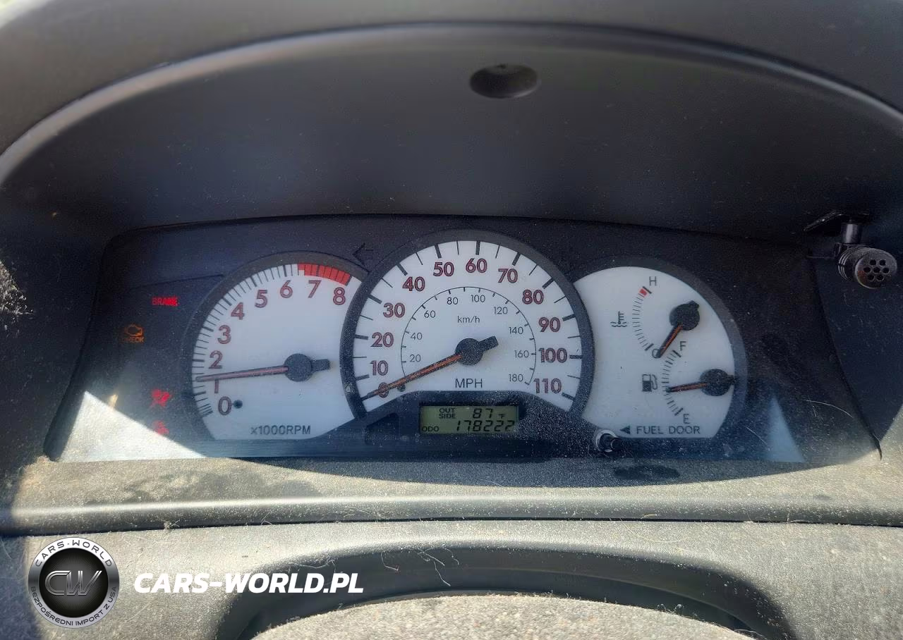 2004 Toyota Corolla S VIN:1NXBR32E64Z338246 - 9
