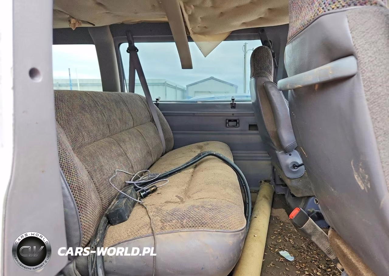 2000 Dodge Ram Wagon B3500 VIN:2B5WB35Z1YK138632 - 11