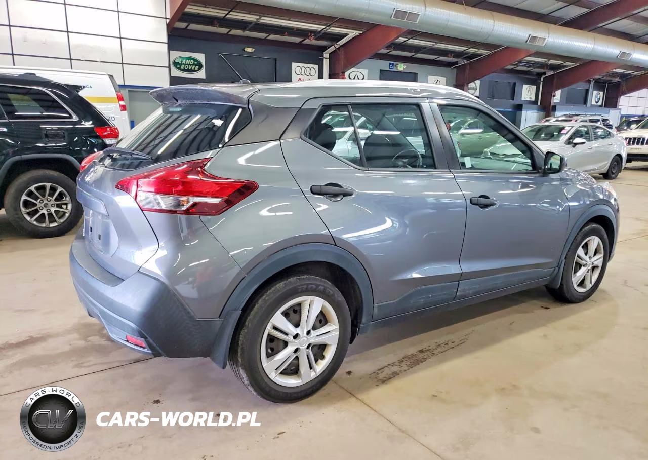 2019 Nissan Kicks S VIN:3N1CP5CU4KL563484 - 3