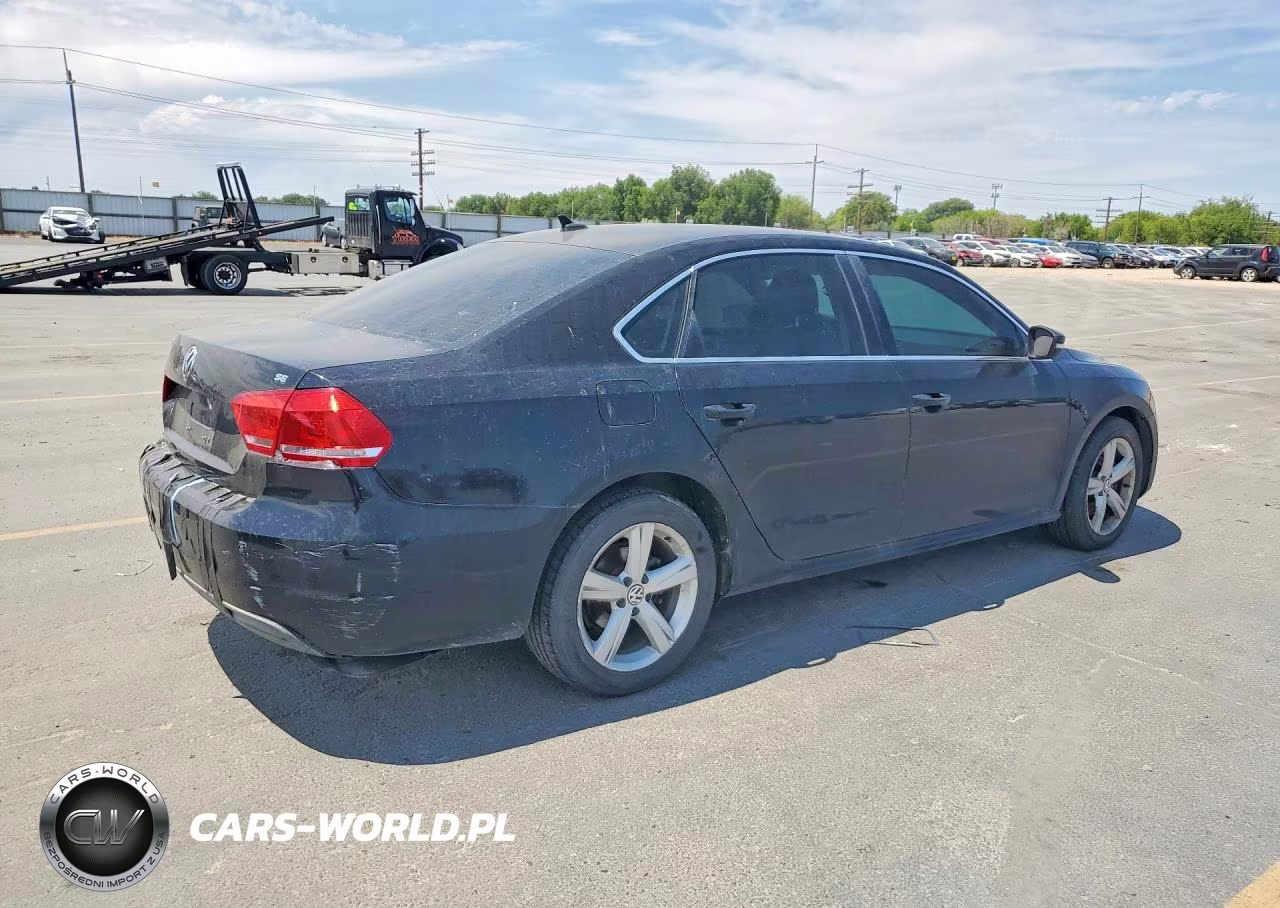 2013 Volkswagen Passat Se VIN:1VWBH7A34DC080083 - 3