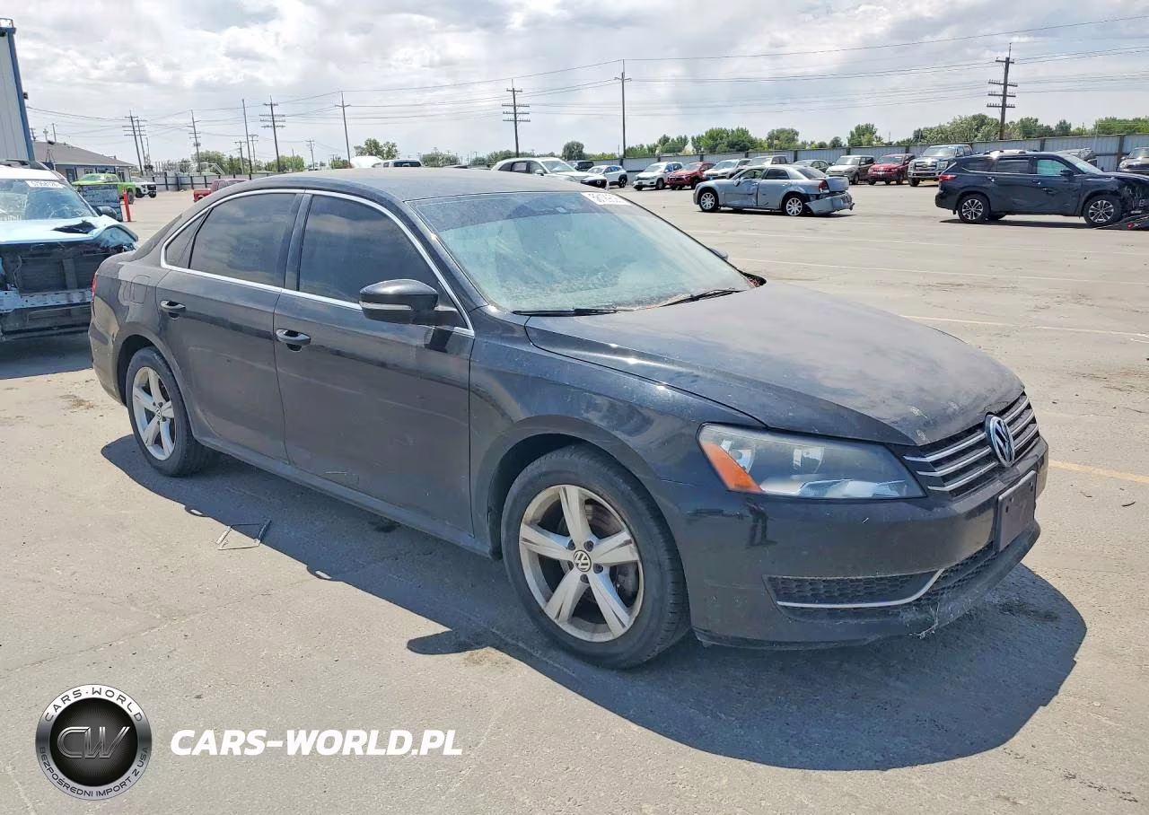 2013 Volkswagen Passat Se VIN:1VWBH7A34DC080083 - 4