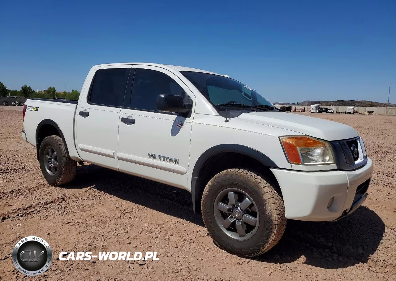 2015 Nissan Titan Pro-4X VIN:1N6BA0EC7FN514879 - 4