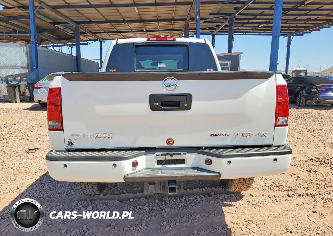 2015 Nissan Titan Pro-4X VIN:1N6BA0EC7FN514879 - 6