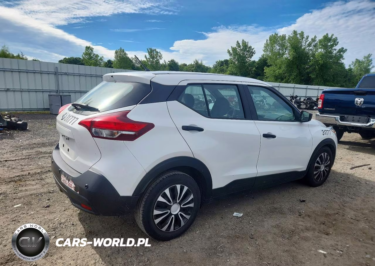 2020 Nissan Kicks S VIN:3N1CP5BV3LL493519 - 3