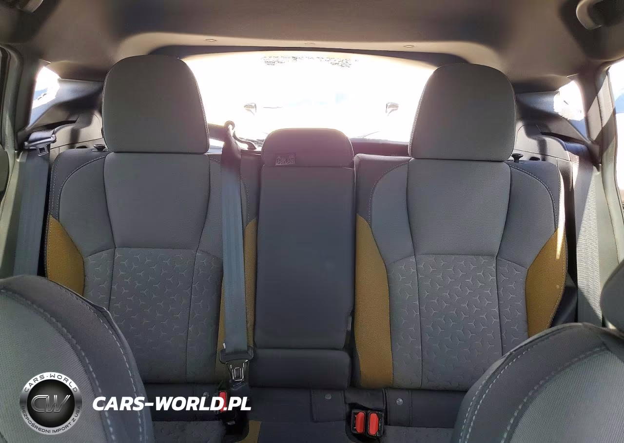 2024 Subaru Crosstrek Sport VIN:4S4GUHF65R3801110 - 10