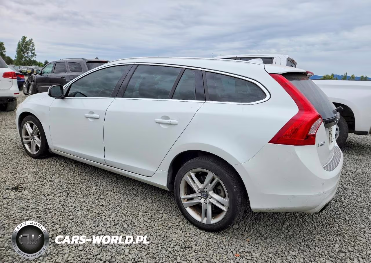 2015 Volvo V60 Premier VIN:YV140MEK7F1258712 - 2