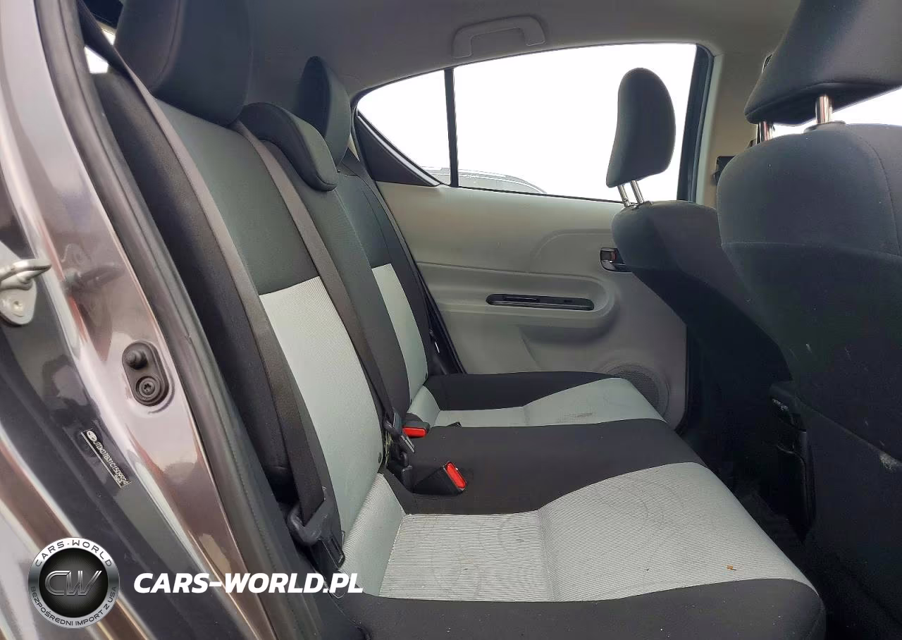 2012 Toyota Prius C Two VIN:JTDKDTB31C1509924 - 10