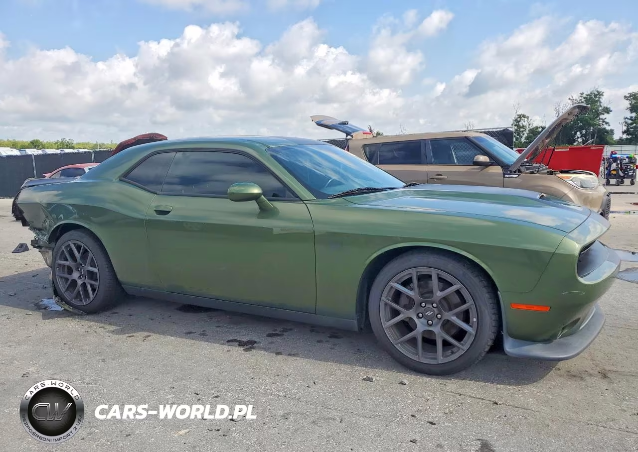 2019 Dodge Challenger Gt VIN:2C3CDZJG5KH677761 - 4