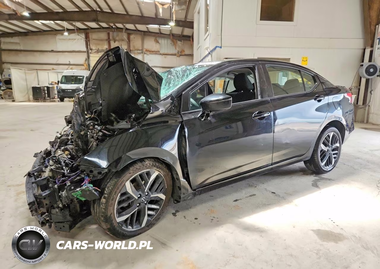 2024 Nissan Versa Sr – zdjęcie 1 z 12