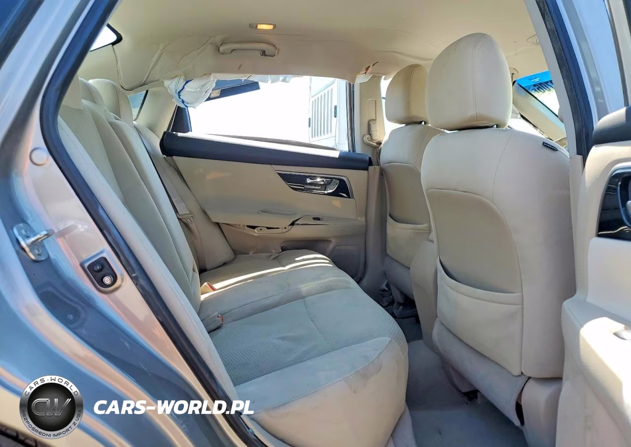 2014 Nissan Altima 2.5 S VIN:1N4AL3AP1EN214942 - 10