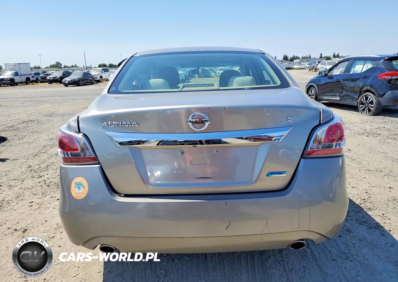 2014 Nissan Altima 2.5 S VIN:1N4AL3AP1EN214942 - 6