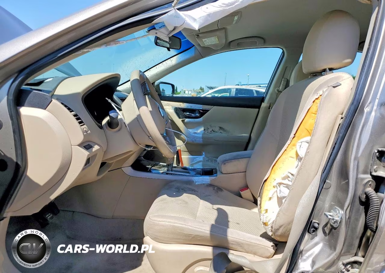 2014 Nissan Altima 2.5 S VIN:1N4AL3AP1EN214942 - 7