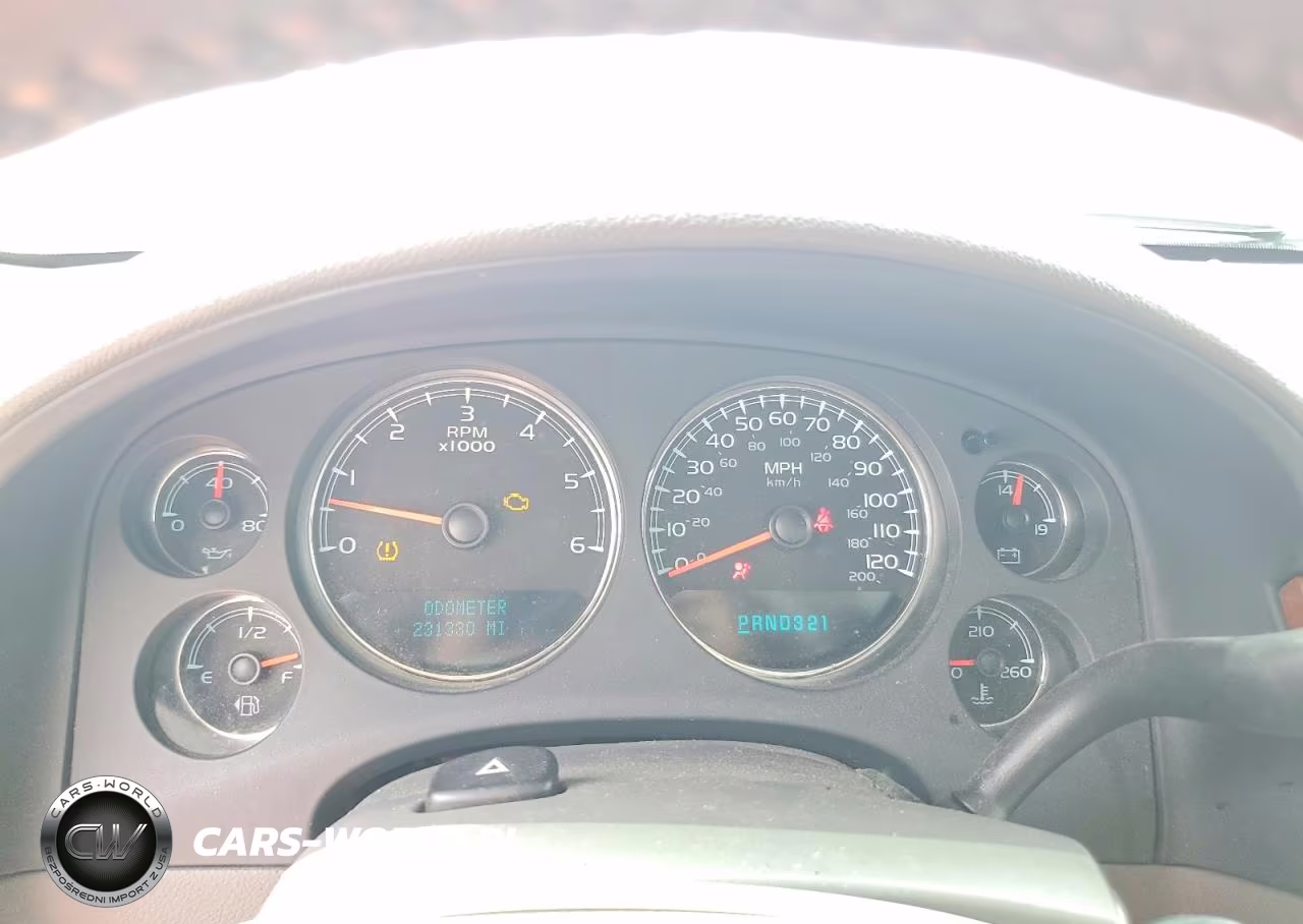 2008 Chevrolet Suburban K1500 Ls VIN:3GNFK16388G269924 - 9