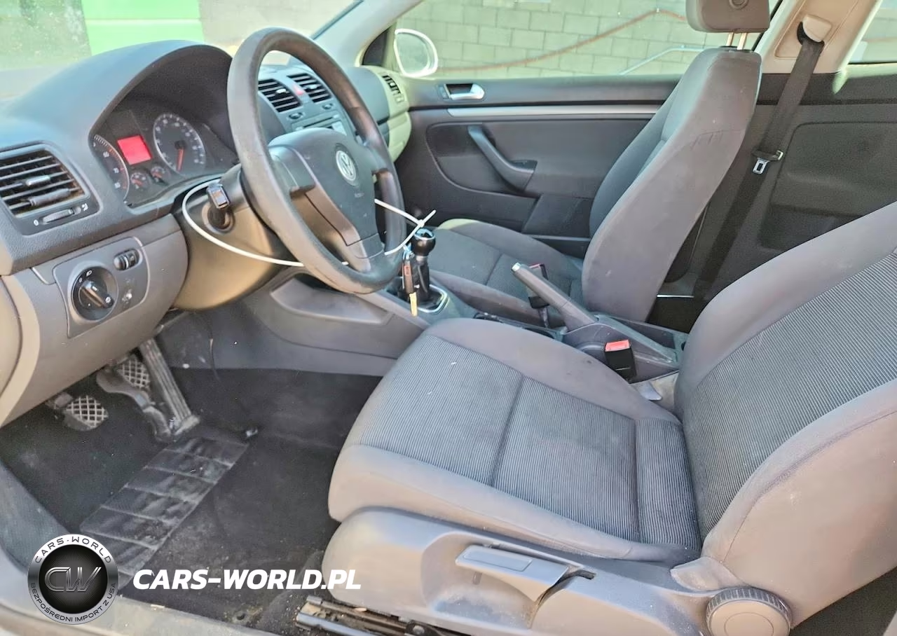 2007 Volkswagen Rabbit VIN:WVWAR71K77W200626 - 7
