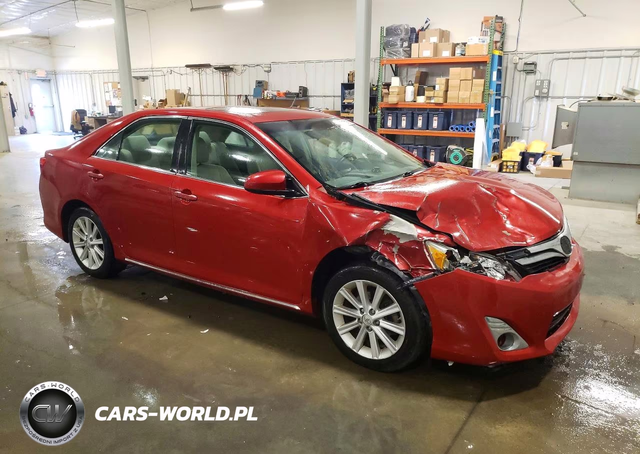 2013 Toyota Camry Xle VIN:4T4BF1FK4DR316667 - 4