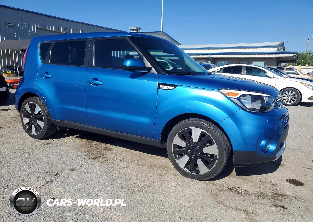 2018 Kia Soul + VIN:KNDJP3A52J7559408 - 4