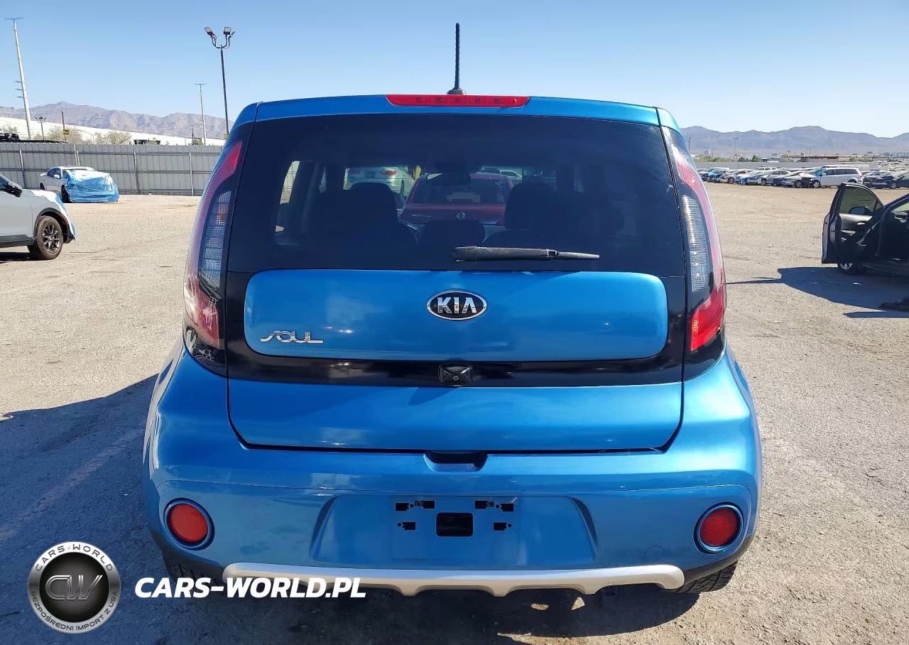 2018 Kia Soul + VIN:KNDJP3A52J7559408 - 6