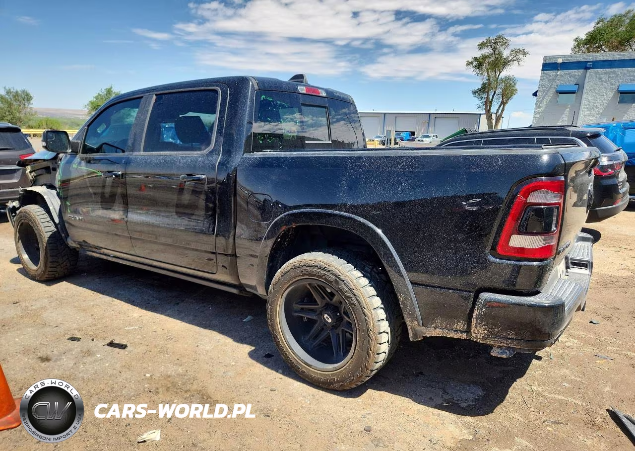 2019 Ram 1500 Laramie VIN:1C6SRFJT3KN610806 - 2