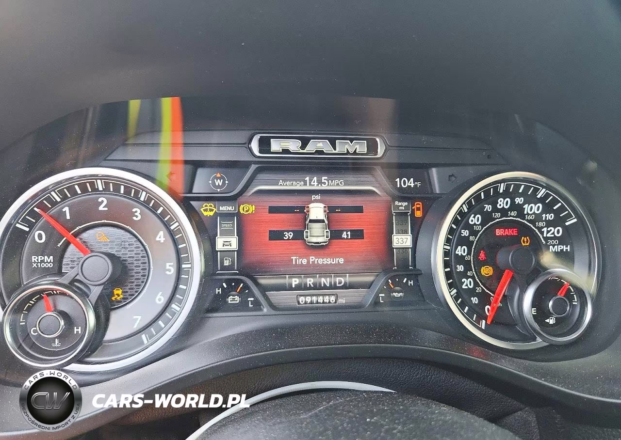2019 Ram 1500 Laramie VIN:1C6SRFJT3KN610806 - 9