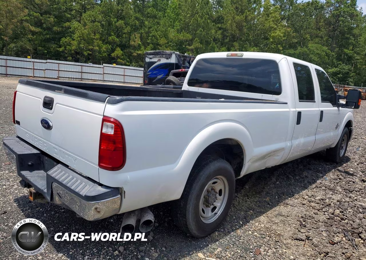 2016 Ford F350 Super Duty VIN:1FT8W3AT2GEC31877 - 3