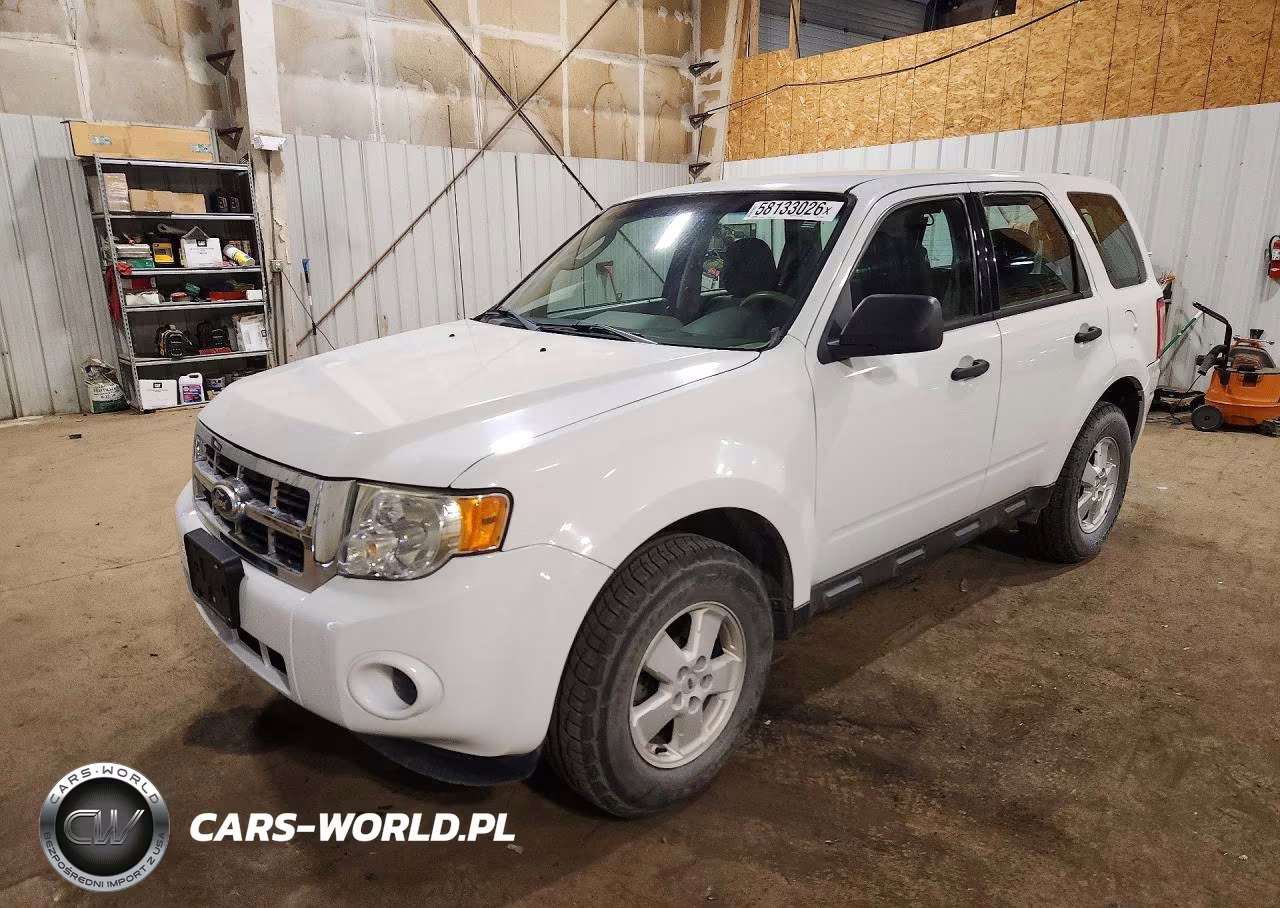 2010 Ford Escape Xls – zdjęcie 1 z 13
