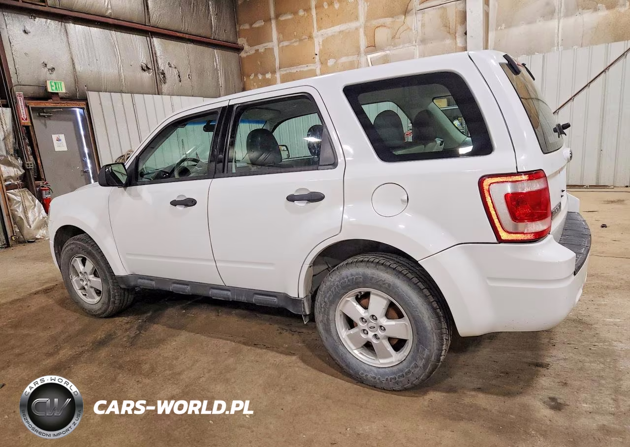 2010 Ford Escape Xls VIN:1FMCU9C78AKD33921 - 2