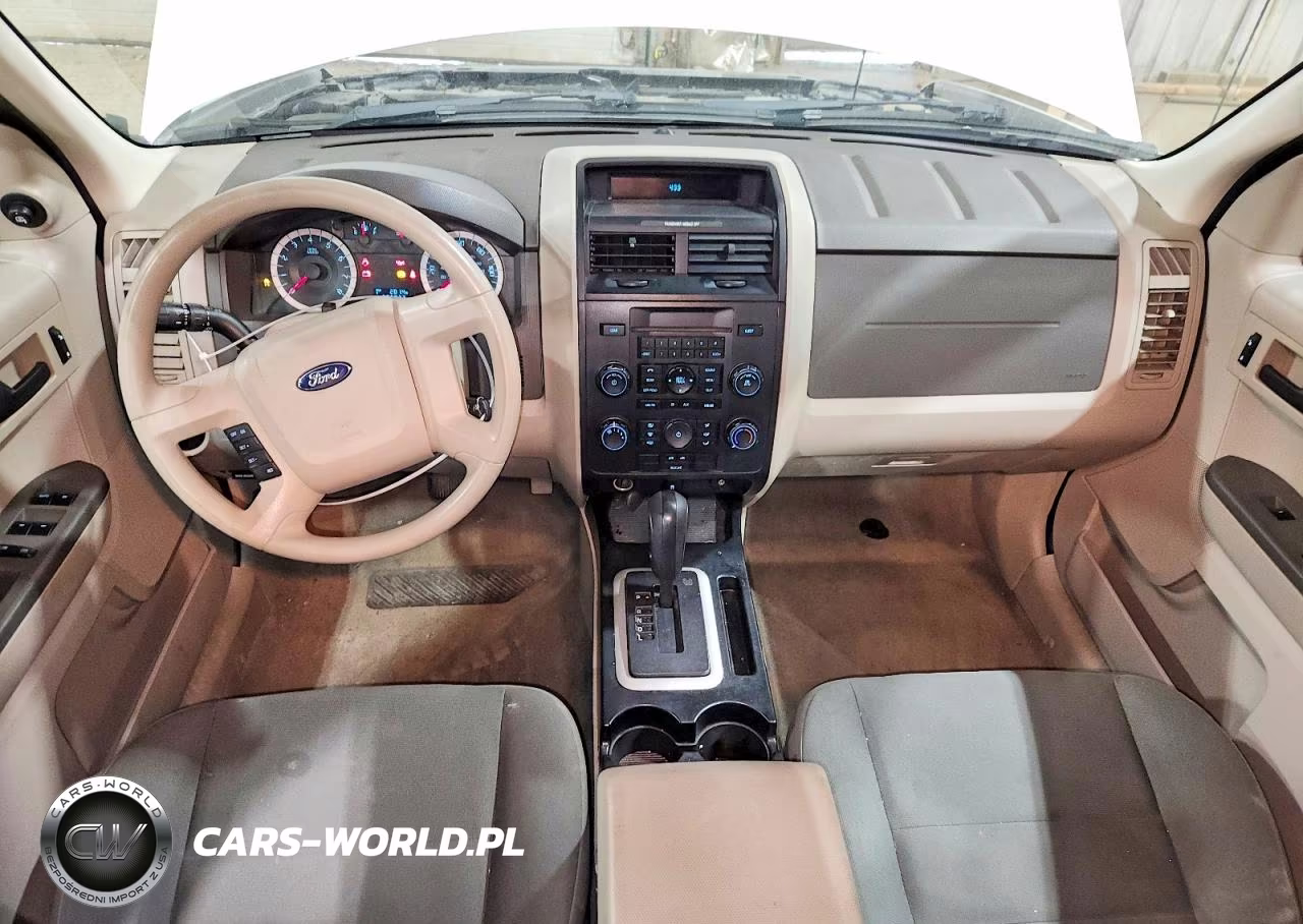 2010 Ford Escape Xls VIN:1FMCU9C78AKD33921 - 8