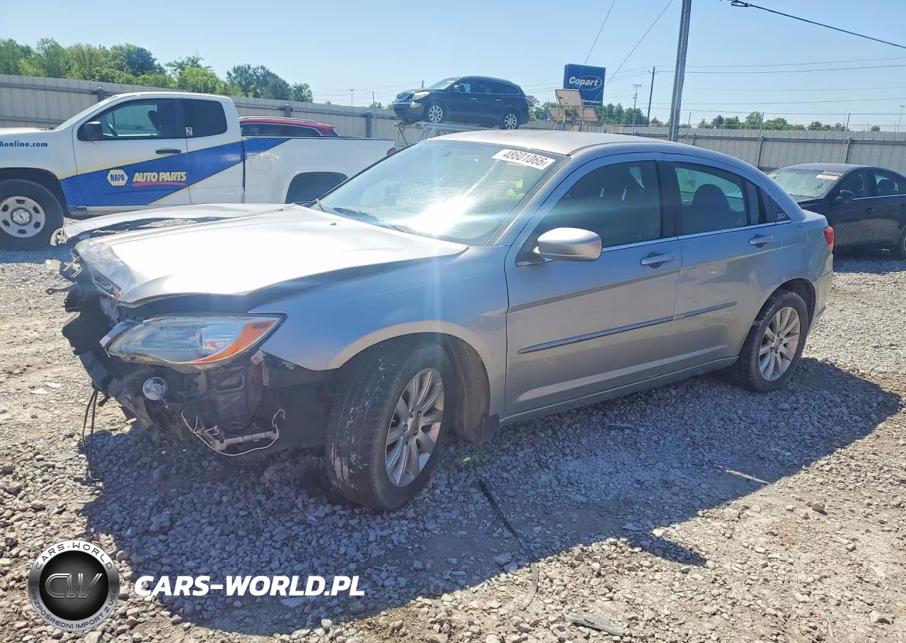 2013 Chrysler 200 Touring VIN:1C3CCBBB5DN721748 - 1