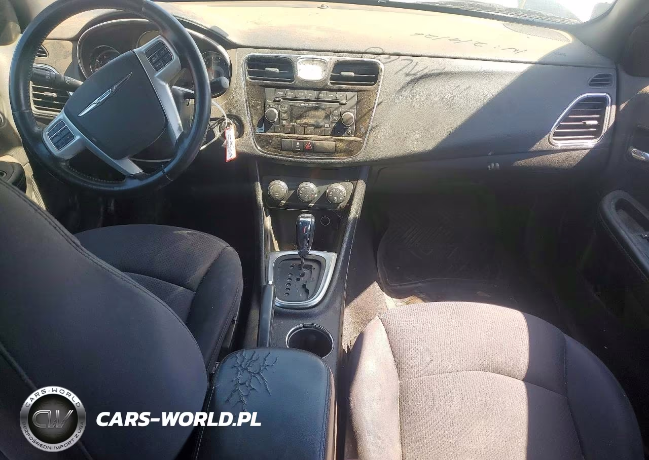 2013 Chrysler 200 Touring VIN:1C3CCBBB5DN721748 - 8