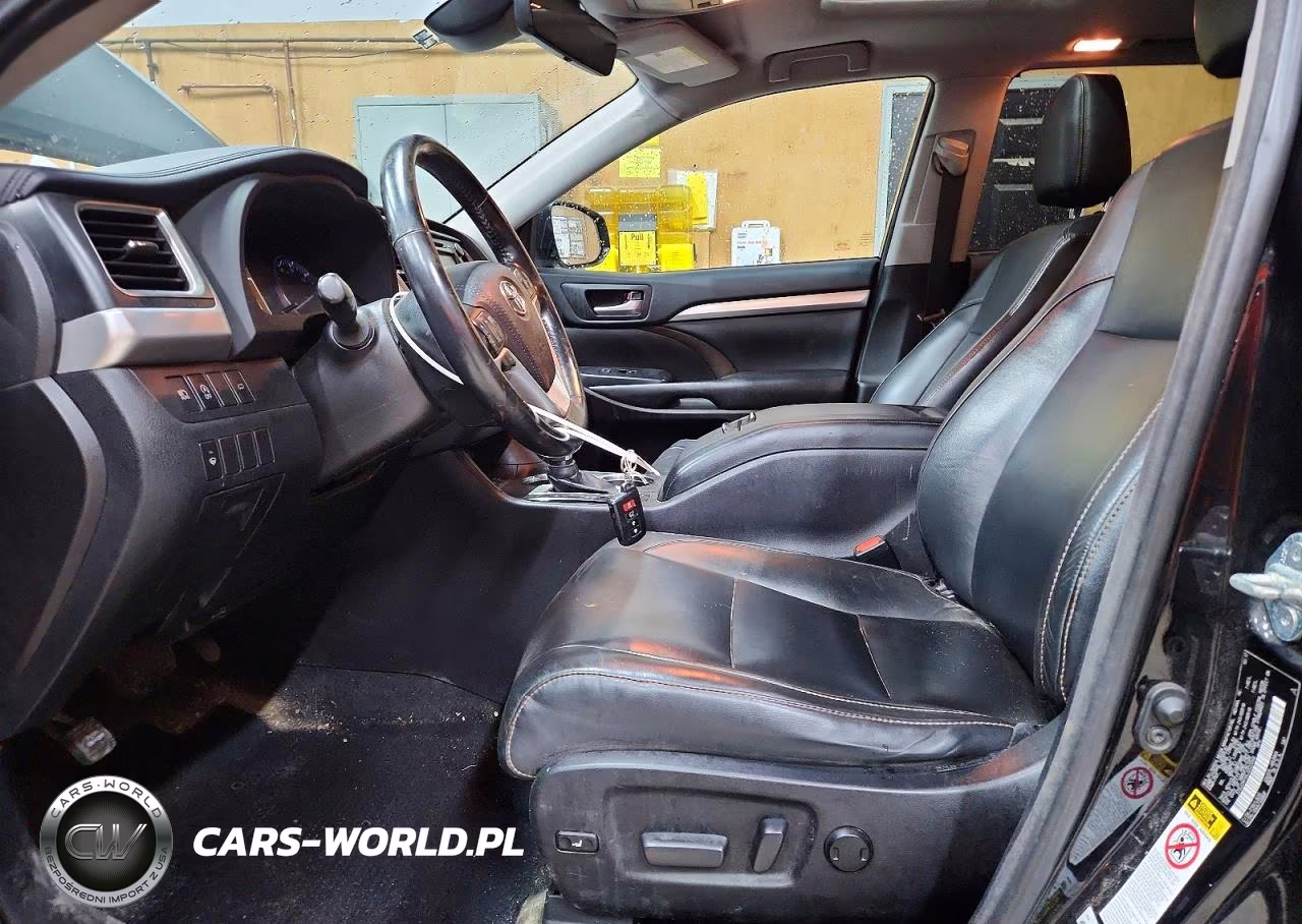2018 Toyota Highlander Xle VIN:5TDJZRFH4JS523046 - 7