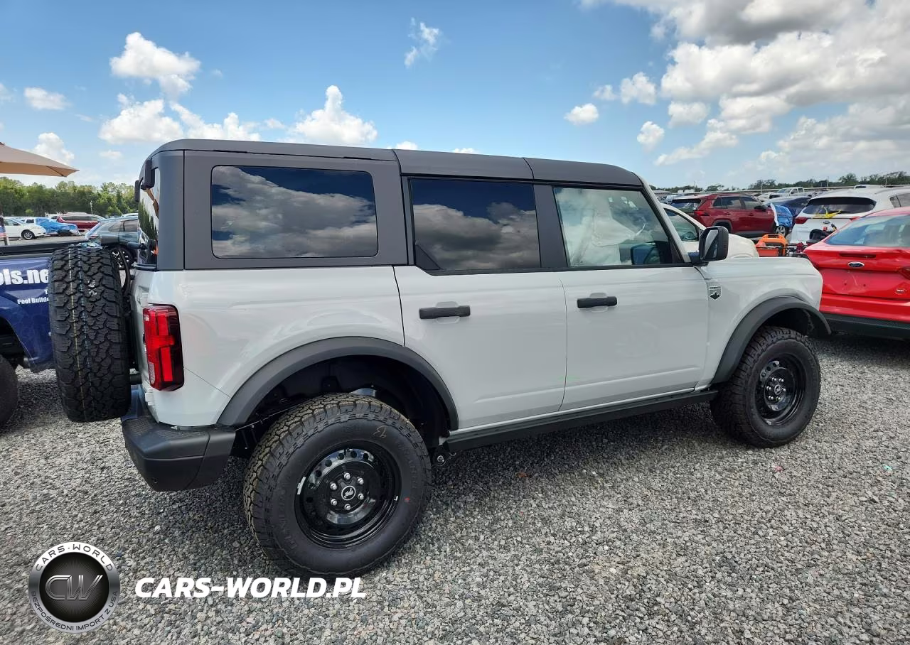 2026 Ford Bronco Big Bend VIN:1FMEE7BH0TLA88825 - 3