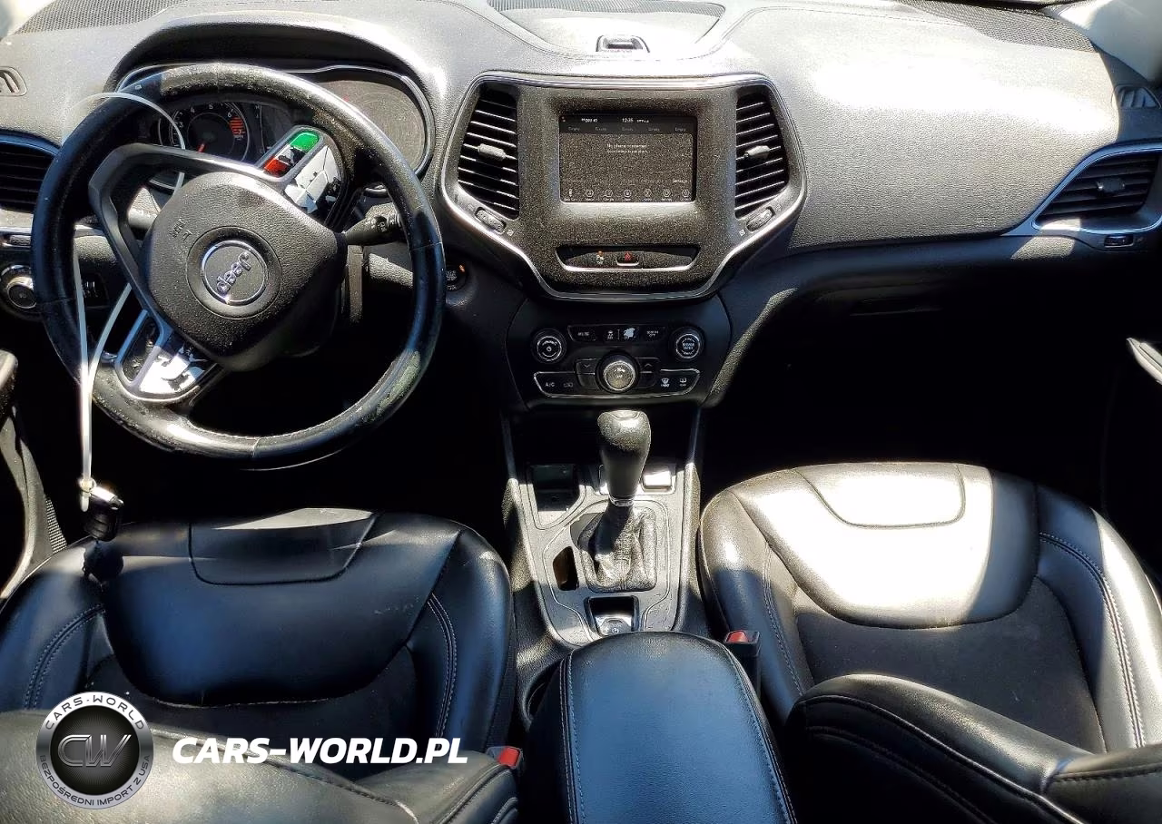 2019 Jeep Cherokee Latitude Plus VIN:1C4PJLLB9KD267076 - 8