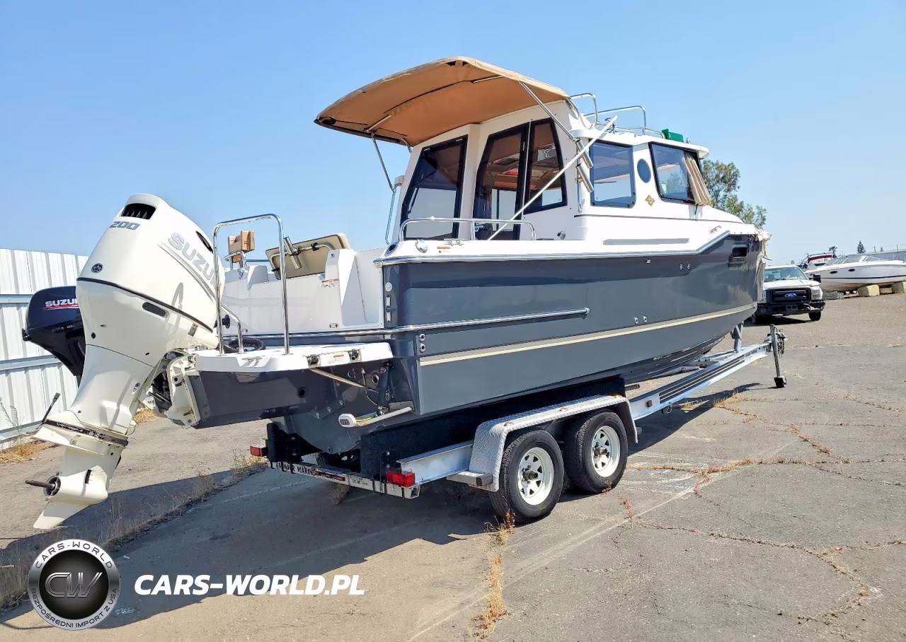 2018 Roundtions Boat VIN:FMLT2389D818 - 3