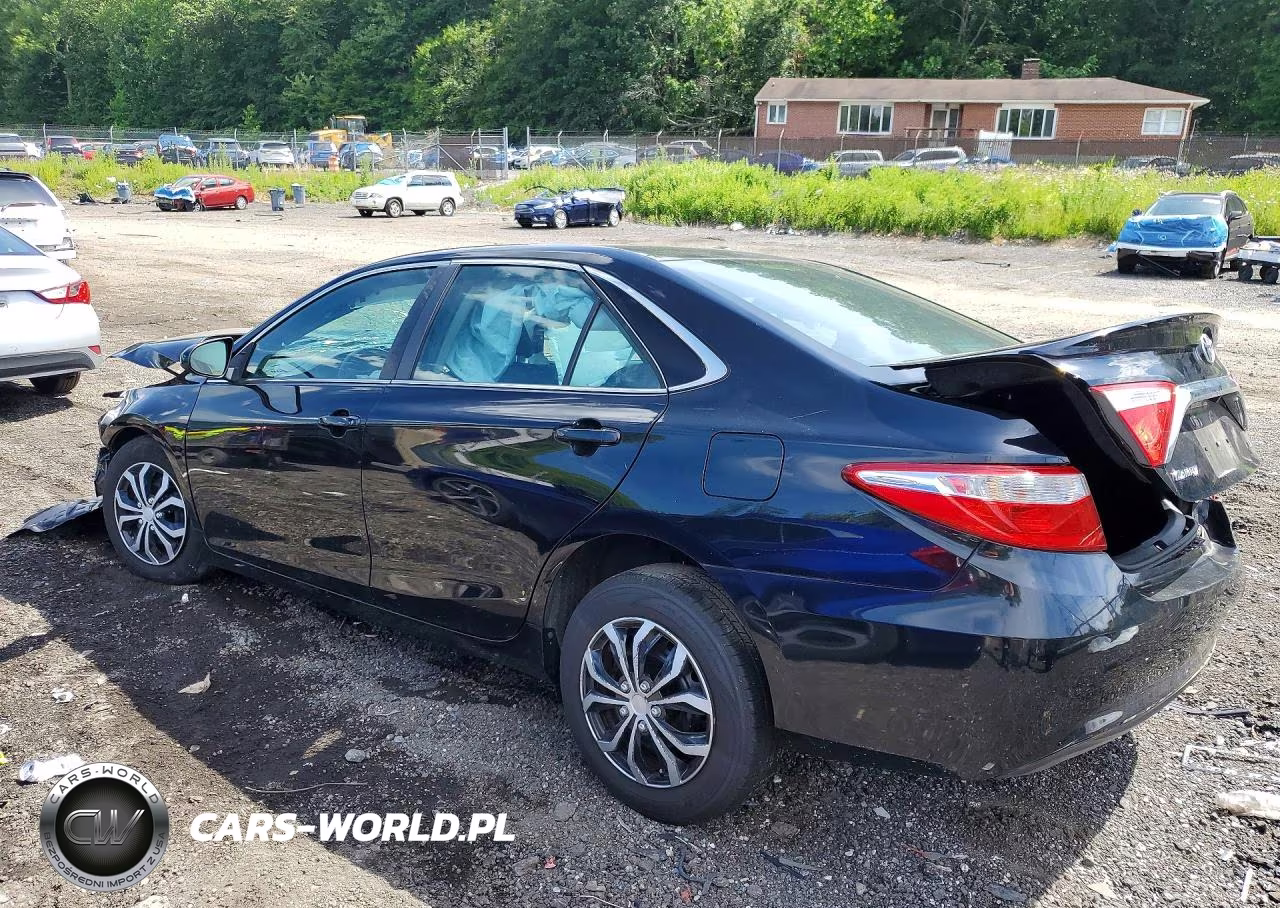 2017 Toyota Camry Le VIN:4T1BF1FK3HU316496 - 2