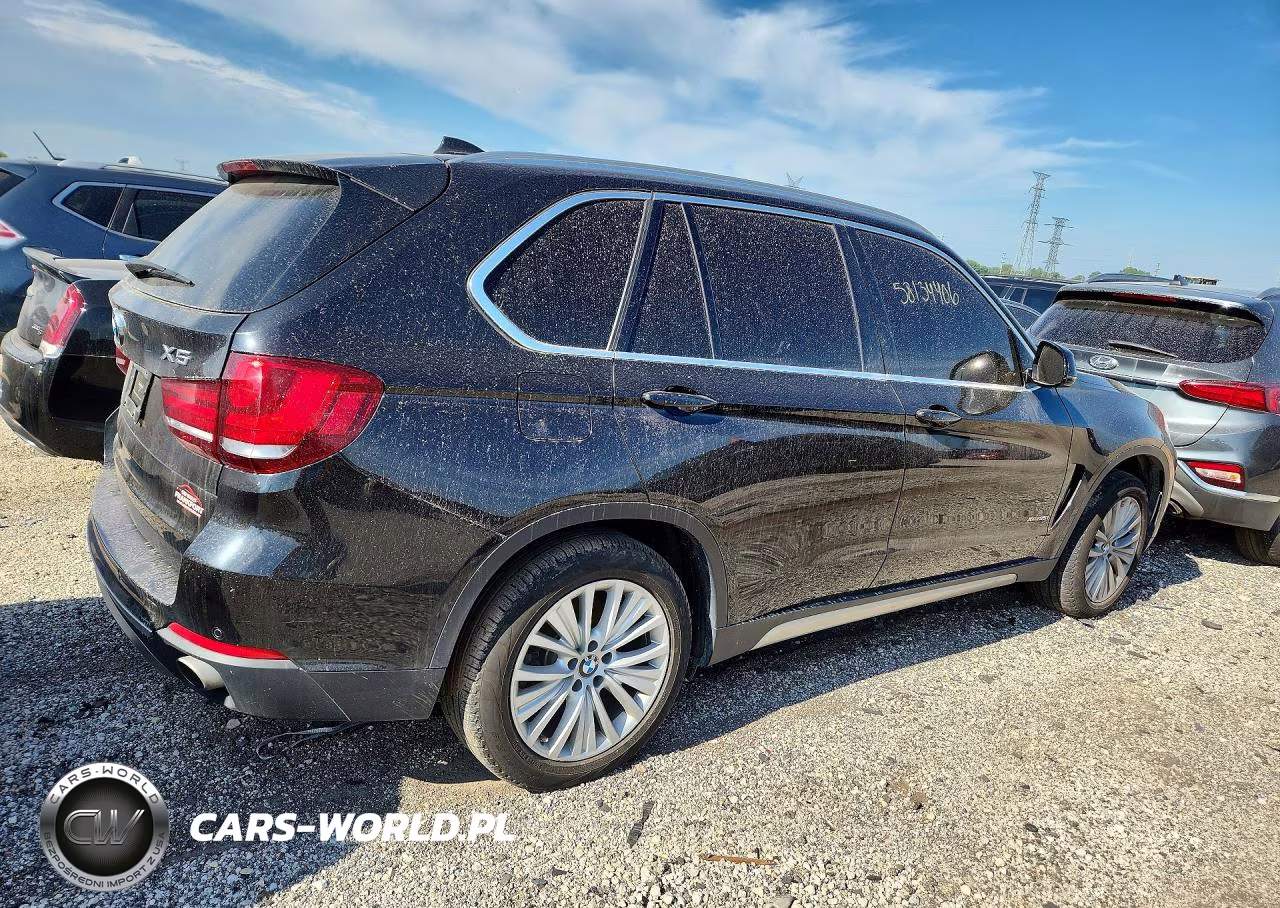 2017 BMW X5 xDrive35I VIN:5UXKR0C31H0V82012 - 3