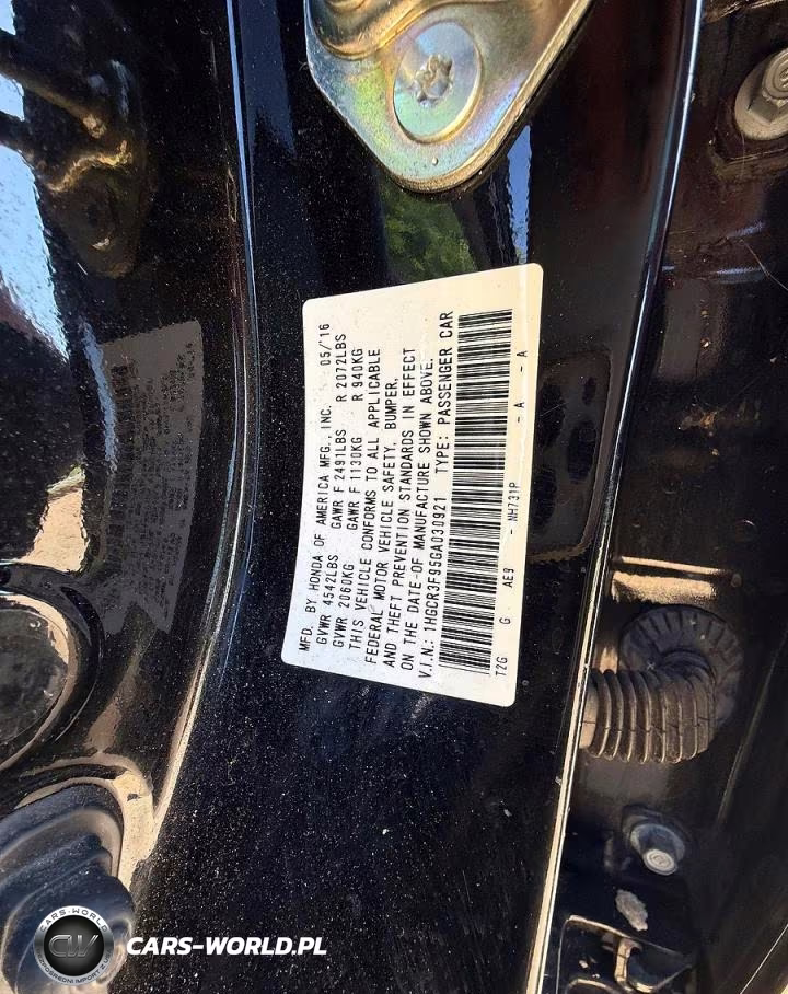 2016 Honda Accord Touring VIN:1HGCR3F95GA030921 - 10