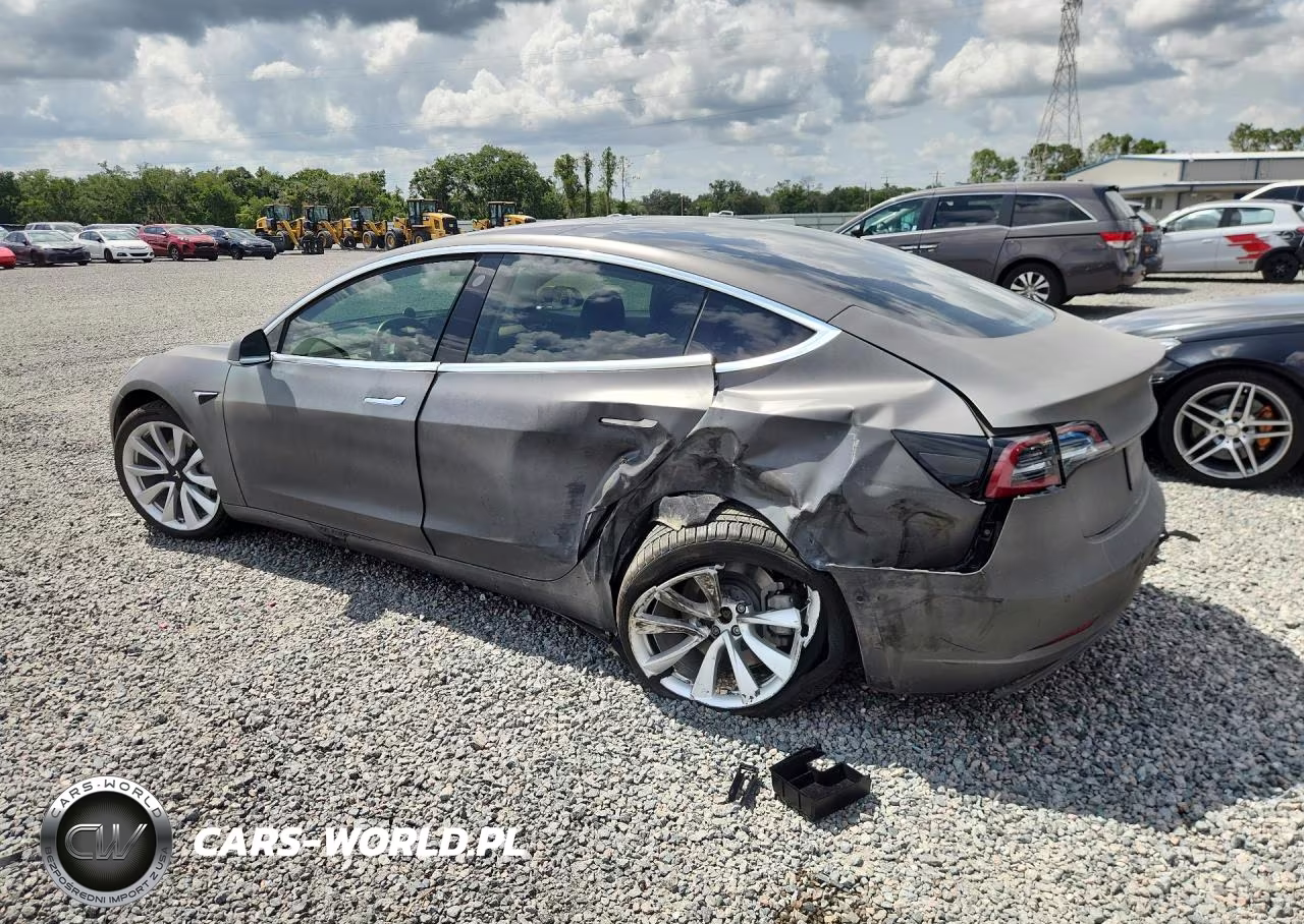 2018 Tesla Model 3 VIN:5YJ3E1EA0JF163496 - 2