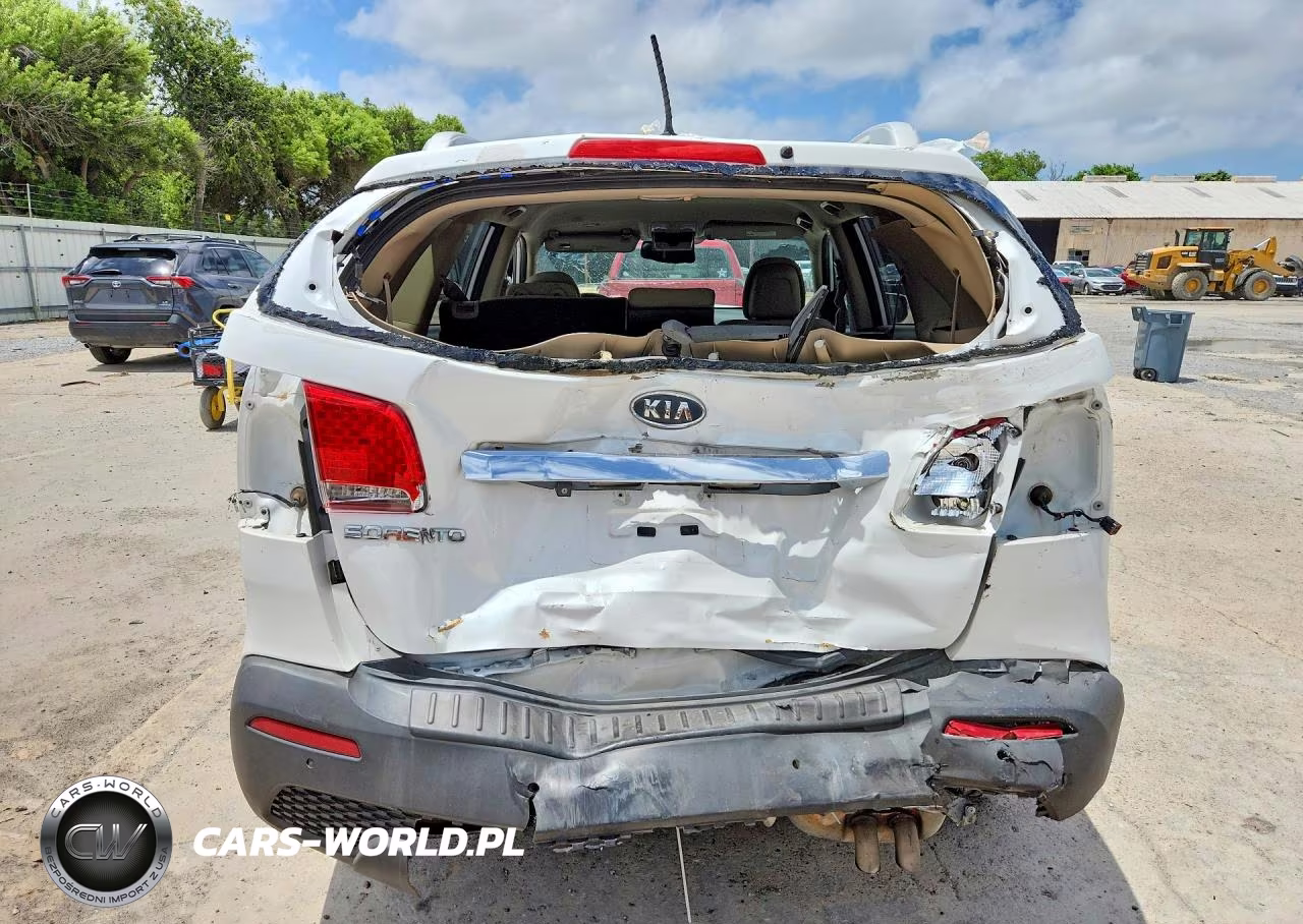 2011 Kia Sorento Lx VIN:5XYKT4A14BG137454 - 6