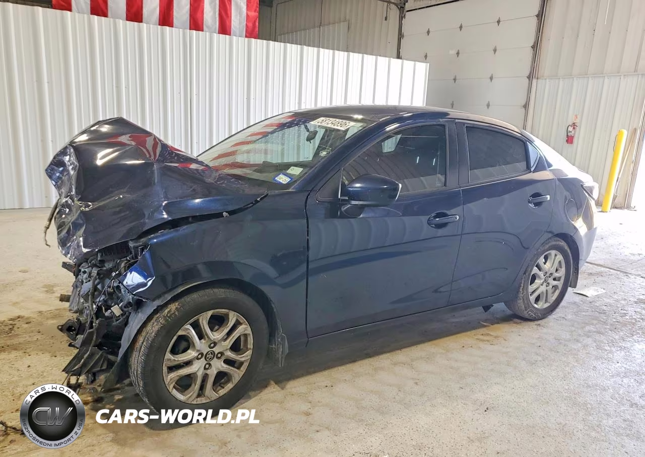 2017 Toyota Yaris Ia Base – zdjęcie 1 z 13