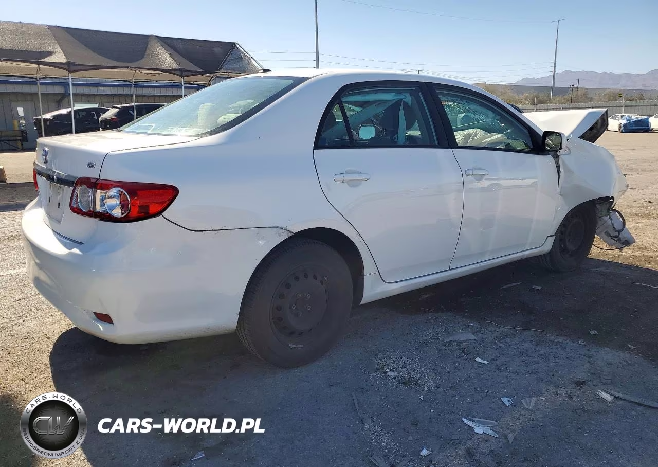 2011 Toyota Corolla Le VIN:2T1BU4EE4BC559293 - 3