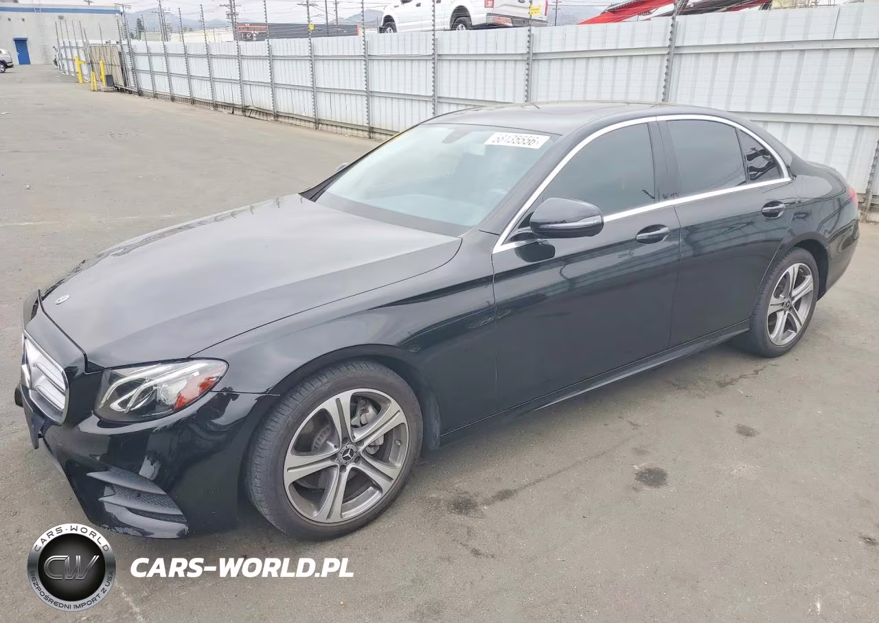 2019 Mercedes-Benz E 300 – zdjęcie 1 z 12
