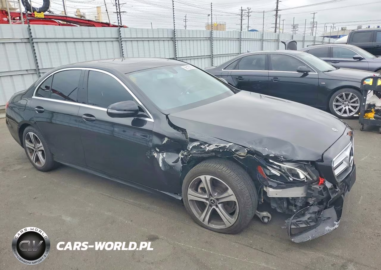 2019 Mercedes-Benz E 300 VIN:WDDZF4JB5KA618205 - 4