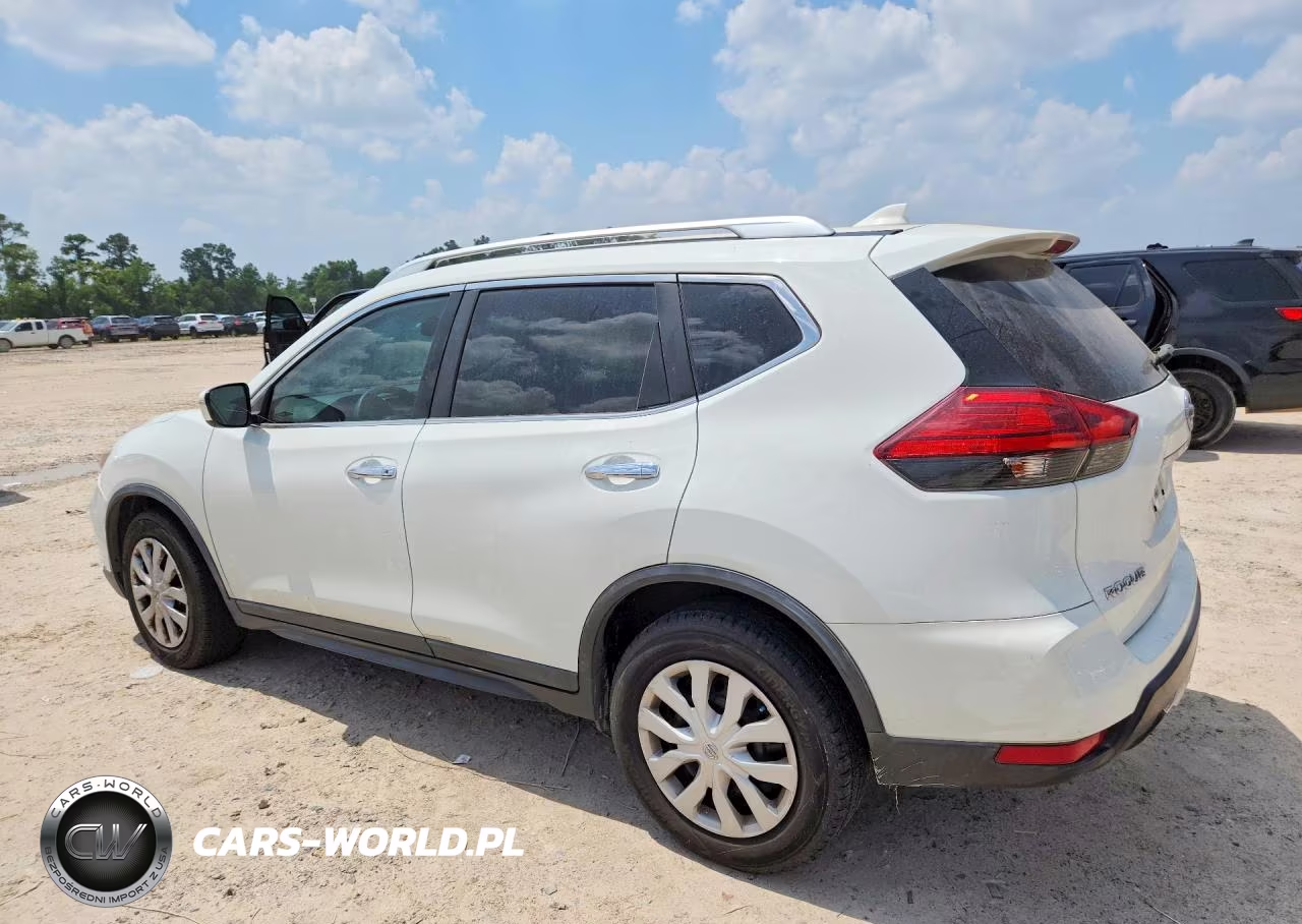 2017 Nissan Rogue S VIN:KNMAT2MT0HP513246 - 2