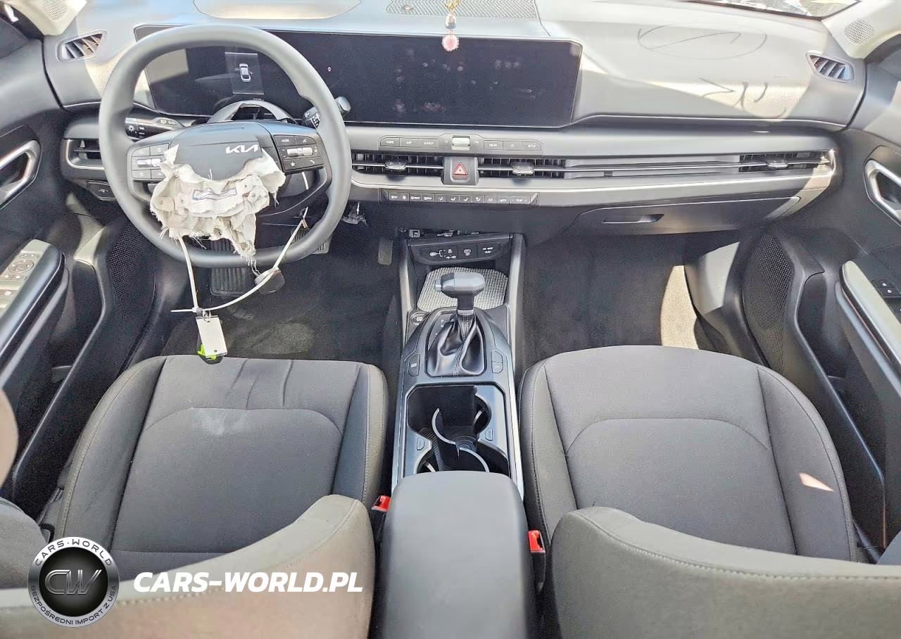 2026 Kia K4 Lxs VIN:3KPFT4DE4TE330086 - 8