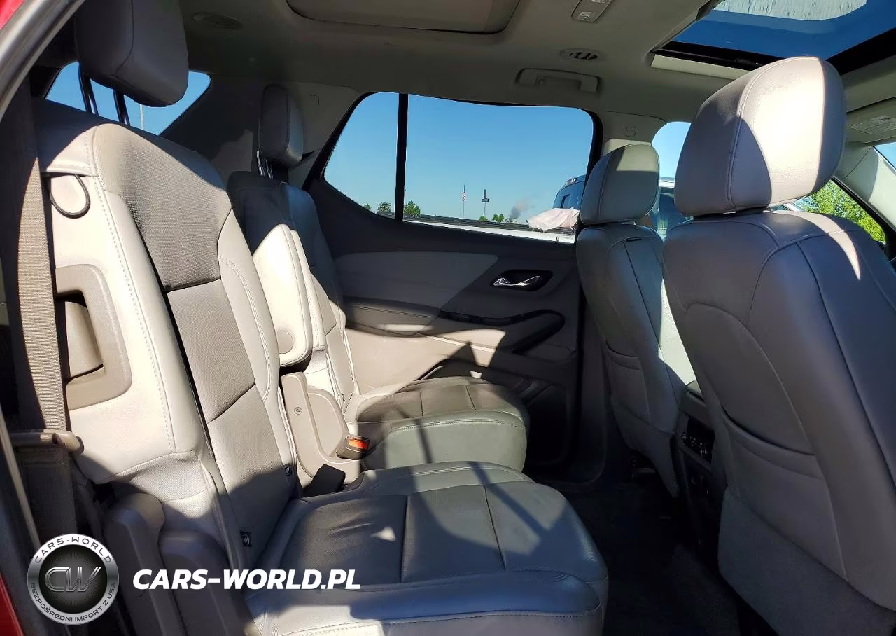 2018 Chevrolet Traverse Premier VIN:1GNEVJKWXJJ100933 - 11