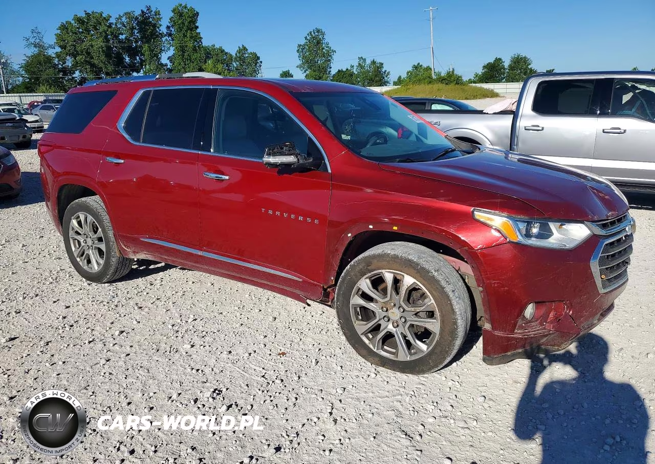 2018 Chevrolet Traverse Premier VIN:1GNEVJKWXJJ100933 - 4